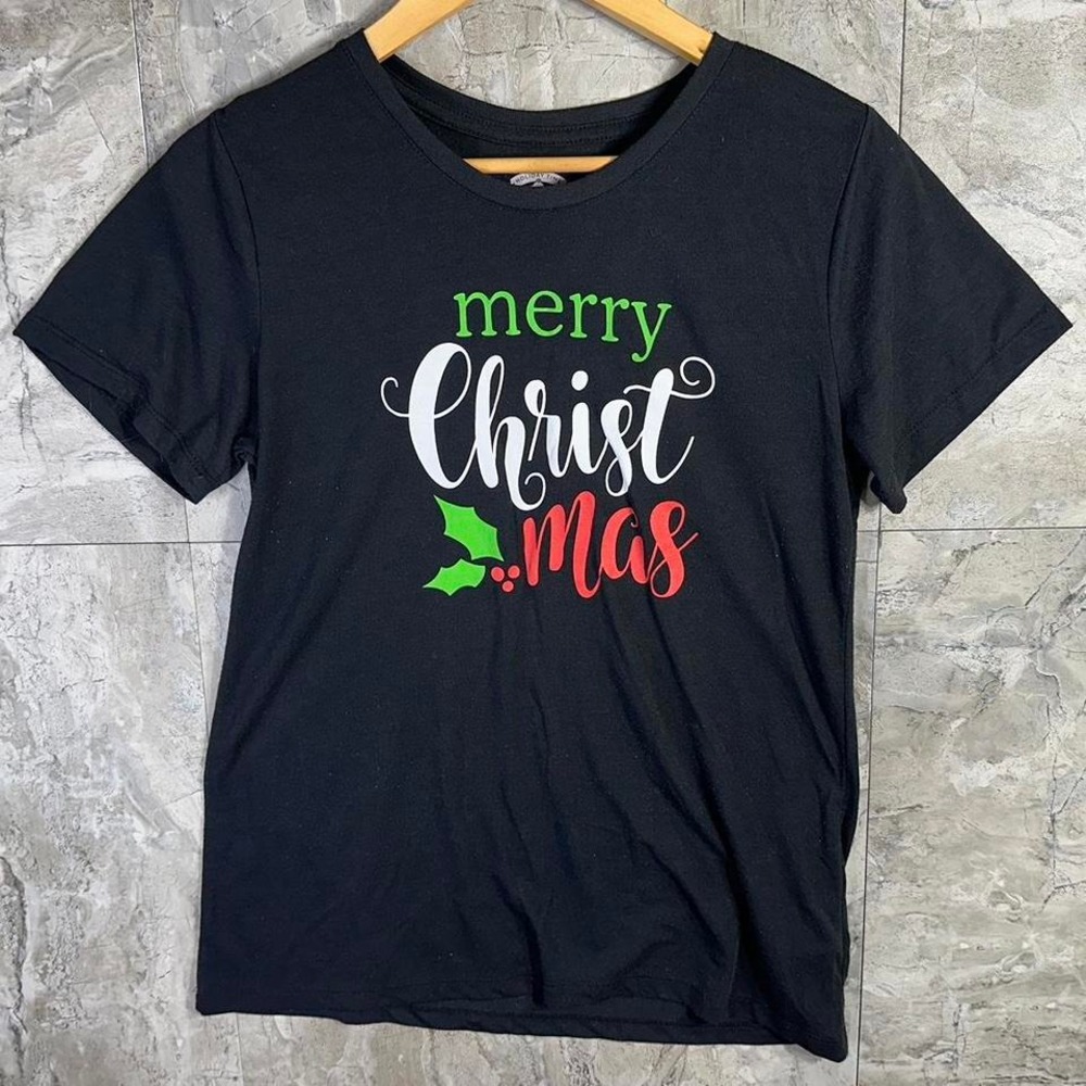 Black Christmas t-shirt with green lettering Woman's Medium #holidayvibes‎